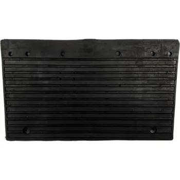 Blatník karosérie Blatník C-360 Zadní Gumová Bota 50570050 MZR 16842