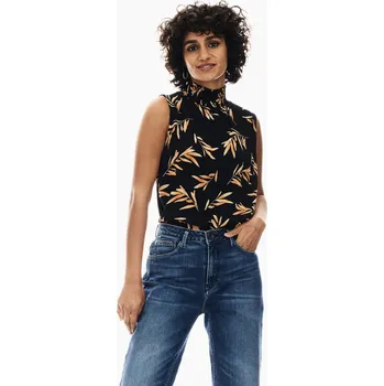 Dámská halenka Dámská halenka GARCIA S00031 60 ladies shirt ss Velikost: L