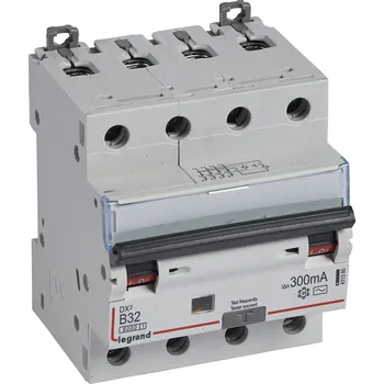 Proudový chránič DX3 KOMB. 4P B32 300MA AC 6KA *411380 Legrand
