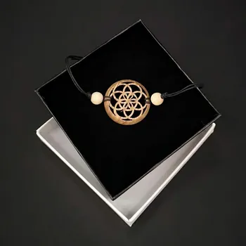 Náramek AMADEA Dřevěný náramek kulatý - mandala, 3 cm