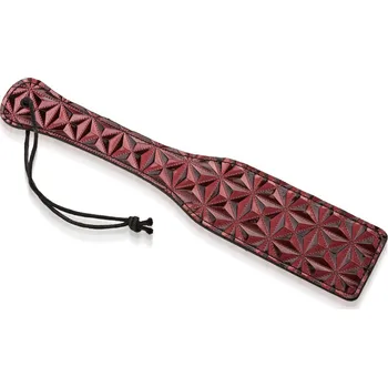 ELEGANTNÍ TVRDÁ PLÁCAČKA KE VZRUŠUJÍCÍMU MRSKÁNÍ PRO MILOVNÍKY BDSM -