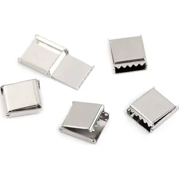 Kovová koncovka na plochou šňůru šíře 10 mm, barva 1 platina