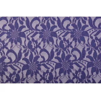 Krajka ve fialové barvě s květy PE88