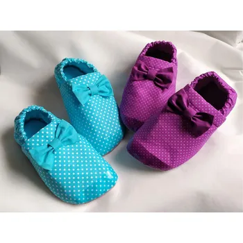 Capáčky Capáčky s mašličkou velikost: 21 - 23,5cm (462,- Kč), Barva: tmavě modrá