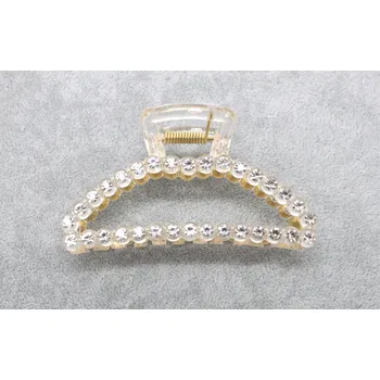 Průsvitný kamínkový skřipec