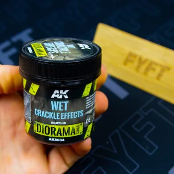 AK Diorama Series: Wet Crackle Effects AK8034