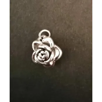 Přívěsek Rozvíjející se květ - stříbrný přívěsek