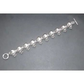 Řetízek 23 cm dlouhý řetěz s lebkami