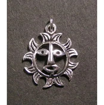 Přívěsek Slunce s obličejem - stříbrný přívěsek