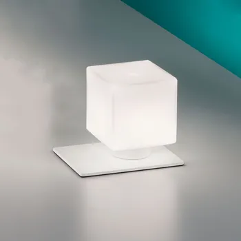 Lampička Fabas 3579-30-102 Zara, dotyková stolní lampa ve tvaru kostky bílý kov/mléčné sklo, 1xG9 33W, výška 13cm