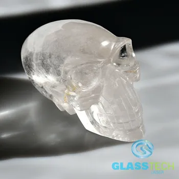 Přírodní kámen Lebka z přírodního křišťálu č. 3 (Lebka z přírodního křišťálu - Indiana Jones)