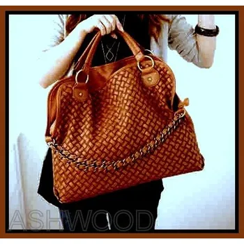 KABELKA, CROSSBODY XL - Světle hnědá (Zboží Vám můžeme doručit již následujicí pracovní den. Stačí, když zboží objednáte dnes do 13:00 hod. O víkendu stačí objednat do pondělí do 13:00 hod.)