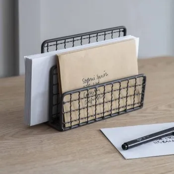 Stojan na dopisy Farringdon