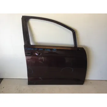 Dveře karosérie Pravé přední PP dveře VW Touran 5T