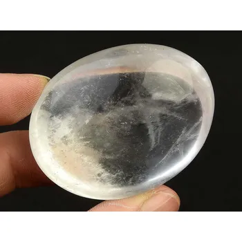 Přírodní kámen Hladký křišťál (Madagaskar) 70g