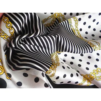 Šátek Malý šátek z hedvábí- Tečky a řetízky 2