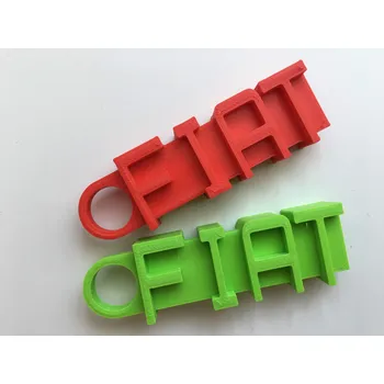 Klíčenka s nápisem (bílá - červená - zelená)