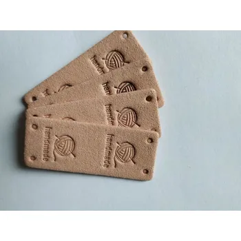 Koženkový štítek půlený Hand made klubko 5x2cm starorůžový