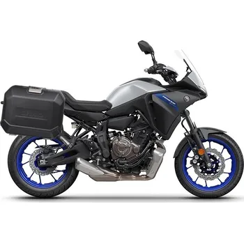 Zavazadlo na motocykl Kompletní sada bočních černých hliníkových kufrů SHAD TERRA BLACK 36L/36L , včetně montážní sady SHAD YAMAHA MT-07 Tracer / Tracer 700