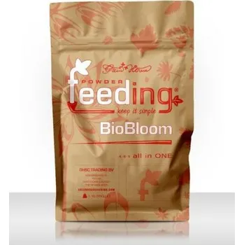 Hnojivo Green House Feeding BioBloom 500g, bio hnojivo na květ (Směs pečlivě vybraných přírodních surovin Green House Powder Feeding BioBloom je určeno pro rychle rostoucí rostliny ve fázi květu. Míchá se přímo se substrátem. Živiny se uvolňují postupně a)