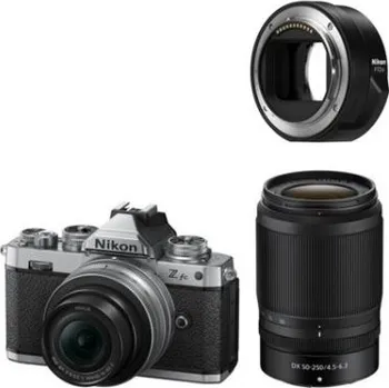Kompakt s výměnným objektivem Nikon Z fc + 16-50mm VR + 50-250mm VR + FTZ II UŠETŘI S NIKONEM - AKČNÍ CENA platí do 26.1.2026 nebo do vyprodání zásob !