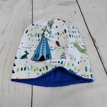 Kojenecká čepice Yháček Šmoulí čepička Yháček, oboustranná, Zvířátka a týpí Velikost:: S