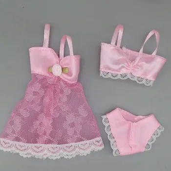 Doplněk pro panenku Barbie Krajkové spodní prádlo s župánkem Varianty: růžová košilka