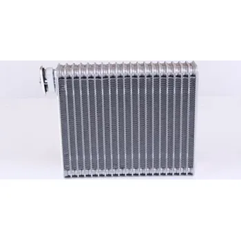 Chladič motoru NIS-92302