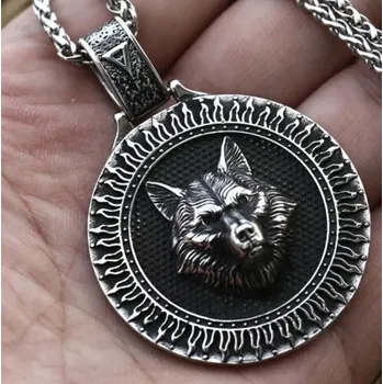 Řetízek Náhrdelník a přívěsek vlk