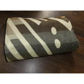 Přehoz na lůžko Deka Ekvádor I (lamí vlna, kosočtverce I)