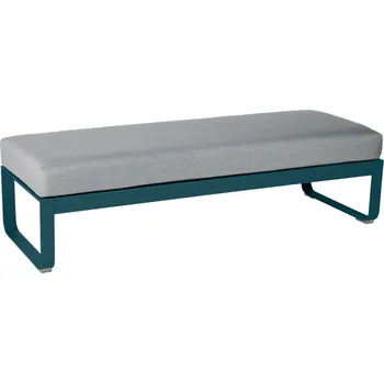 Zahradní lavice Šedohnědá čalouněná lavice Fermob Bellevie 148 cm s modrou podnoží