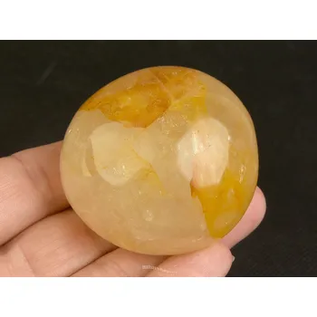 Přírodní kámen Křišťál s limonitem z Madagaskaru 123g