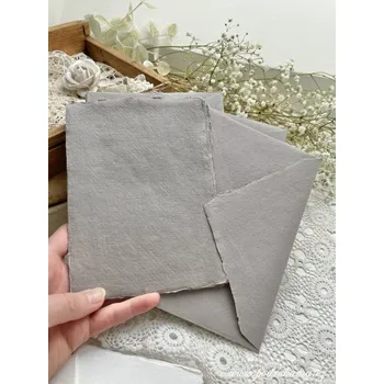 Obálka Sri Aurobindo Handmade Paper Bavlněná obálka 14x18,5 cm, více odstínů Barevnost: šedá