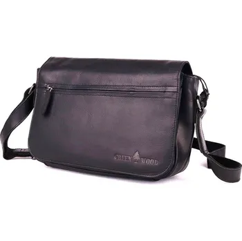 Kabelka Středně velká kožená hladká černá crossbody taška GreenWood no. 396677