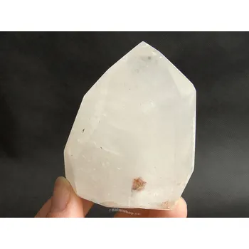 Přírodní kámen Křišťál inkluze broušený tvar 181g