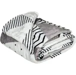 Deka z mikroflanelu MyHouse TRIANGLE GREY šedé trojúhelníky, 150x200cm