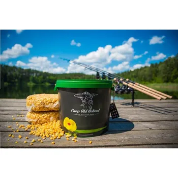 Návnadová surovina Kukuřice Carp Old School 14kg + kbelík Jahoda