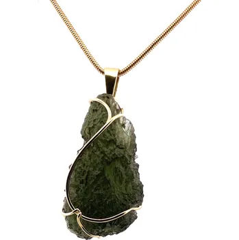 Přívěsek Zlatý přívěs s neopracovaným vltavínem 3,3 cm x 1,8 cm