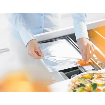 Řezačka hliníkových fólií (alobalu) Blum