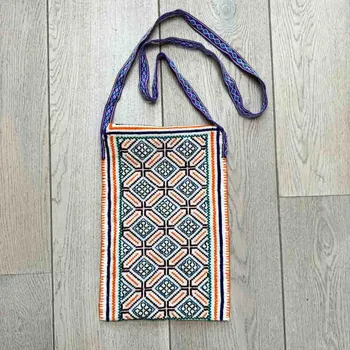 Shipibo vyšívaná taška přes rameno - Força Cielo