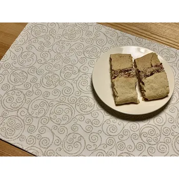 Šála BYTEMA Vánoční ubrusy a šály Ornament gold 138 x 200 cm