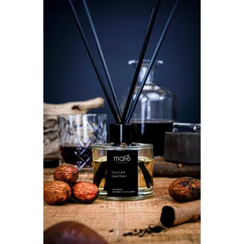 Svíčka Mafe candles Aroma difuzér | Toskánská kůže
