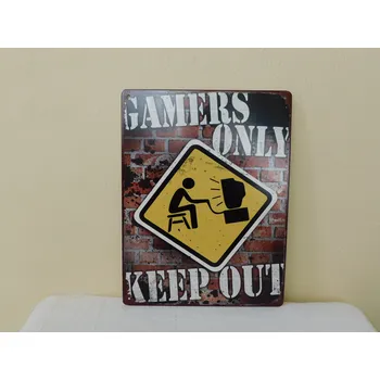 Plechová cedule GAMERS ONLY KEEP OUT - PLECHOVÁ CEDULE