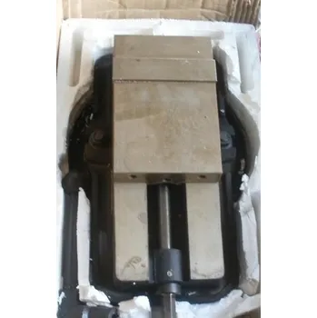 Svěrák Strojní svěrák otočný, přesný - 200 mm, Vertex precision tool, Great Britain (Níže více fotografií. Kliknutím obrázek zvětšíte. )