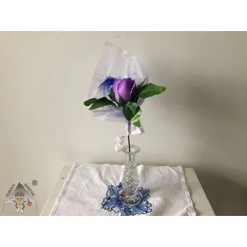 umělá květina Dubový skřítek Mýdlové květy – střední Růže – Levandulová s peříčkem