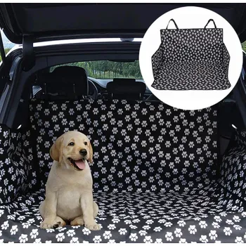 Voděodolná deka do auta pro psa 105 x 155 cm černá/bílé tlapky Ochranný autopotah Voděodolná deka do auta pro psa 105 x 155 cm černá/bílé tlapky