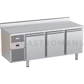 Chladicí stůl pekárenský s agregátem a plnými dveřmi, zadní lištou a okapovou lištou 2050x800x850 mm | DORA METAL, DM-S-94007