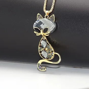 Náhrdelník Náhrdelník-kočka, zlatá s bílými křišťály