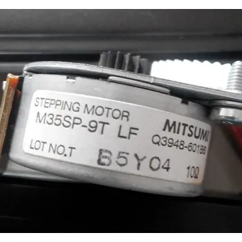 Krokový Stepping motor M35SP-9T LF Q3948-60186 10Ohm
