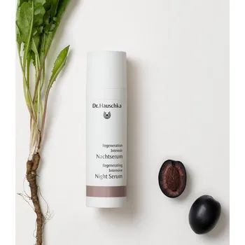 Pleťové sérum Dr. Hauschka Regenerační noční sérum Intensiv 30 ml